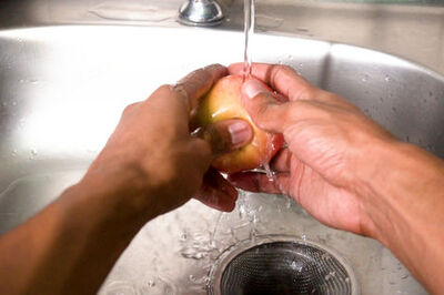 How to Freeze Apples