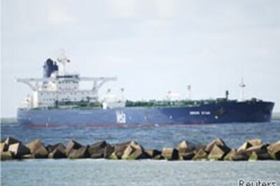 Sirius situation: Islamists gun for Somali pirates