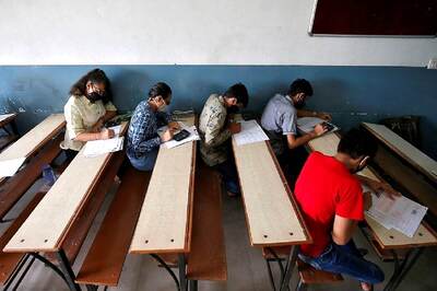 NEET Quota Bill: TN Guv Clears 7.5% Reservation for Govt School Students in Medical Admissions