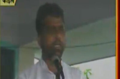 Jolt to Nitish, Kisanganj candidate withdraws in Congress favour