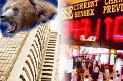 Mkts open in red on heavy profit selling