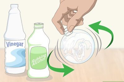 How to Create Hand Painted Glass Ornaments