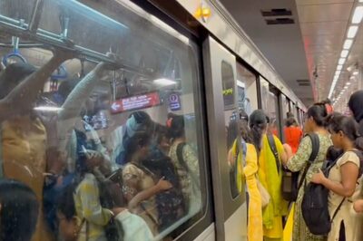 Viral Video of Overcrowded Bengaluru Metro Has People Drawing Comparisons With Mumbai Local