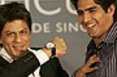 Photogallery: SRK-Vijender spar at TAG Heuer launch