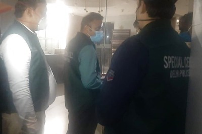 Toolkit Row: Shashi Tharoor, Nishikant Dubey Lock Horns Over 'Misuse of Power'