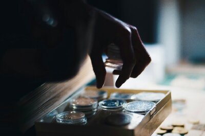 Singapore HR Employee Awards Herself $148,000 Hike To Pay Parents’ Medical Bills, Child’s Tuition Fee, Jailed