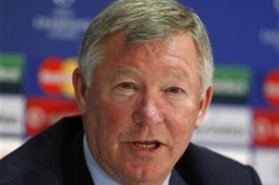 Fans must drive United on against Arsenal: Ferguson