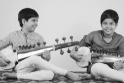 Amjad Ali Khan Receives Musical Surprise from Grandchildren on His Birthday, Watch Video