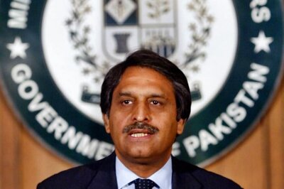 Pakistan Hands Over Dossier To US On 'Rights Violations' In Kashmir