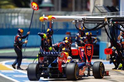 Drivers worried Pirelli tyres are wearing too fast