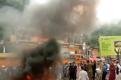 Crisis In Pakistan-Occupied Kashmir: Dwindling Economy, Pak Police Brutality Trigger Civil Unrest