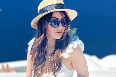 Hansika Motwani in Paris: Actress' Vacation Will Make You Plan One