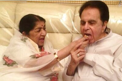 Happy Birthday, Lata Mangeshkar: Watch her Soulful Songs to Get Your Day Started on a Nostalgic Note