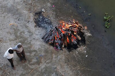 Centre Issues Directive to Check Pollution in Ganga, Rs 50,000 Fine for Immersing Idols in the River