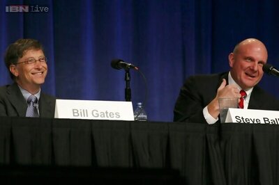 Bill Gates, Steve Ballmer seek re-election to Microsoft board