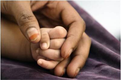 8-days-old Baby Dies After Monkeys Throw Her in Drain From Roof of Her Tamil Nadu House