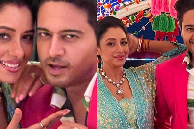 Anupamaa Aka Rupali Ganguly Leaves MaAn Fans Gushing, Poses With Gaurav Khanna in New Year Post