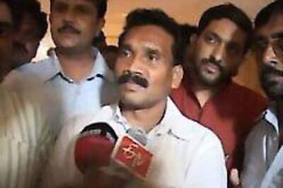 Repair road, dad tells Madhu Koda