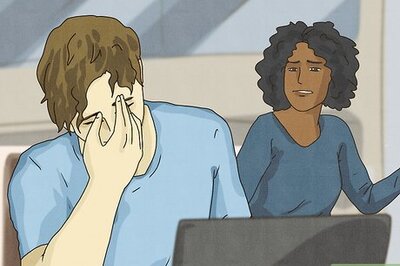 How to Tell if Someone Is Pretending to Have an Illness
