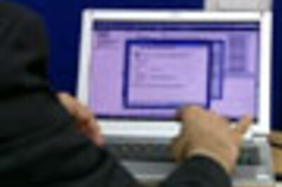 Exam time: China forces cyber cafe shutdown