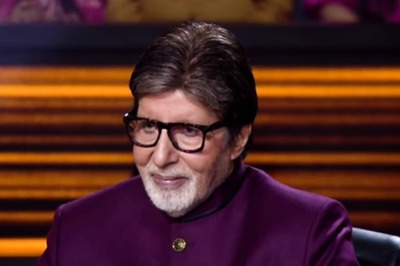 Amitabh Bachchan Teases a Woman In Unseen Video From KBC 16: 'Hum Toh Aapko Dekhne Aaye Hai' | Watch