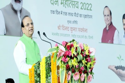 Delhi LG Orders Suspension of 6 MCD Officials for Graft, Allows CBI Prosecute Sub-registrar: Sources