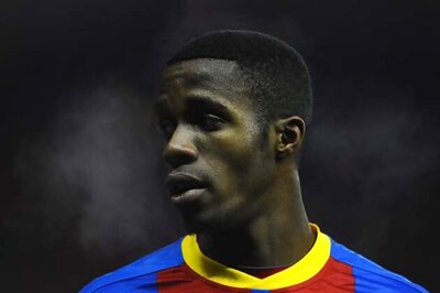 Manchester United confirm Zaha signing from Crystal Palace