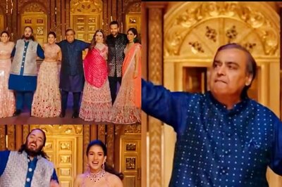 Mukesh and Nita Ambani Dance to 'Deewangi Deewangi' With Family at Anant-Radhika's Sangeet | Watch