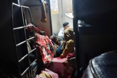 Man Shares Video Of Sleeper Coach Packed With People And Luggage; Internet Reacts