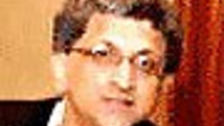 Chat Now: With historian Ramachandra Guha