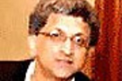 Chat Now: With historian Ramachandra Guha