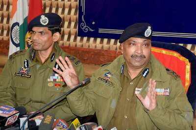 Security Forces Alert to Pak Efforts of Dropping Weapons, Narcotics; Will Give Reply: J&K DGP