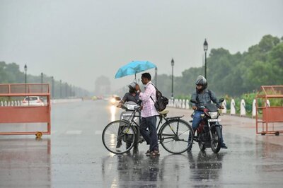 Delhi-NCR Receives Monsoon's First Rainfall, Air Quality at 'Satisfactory' Category