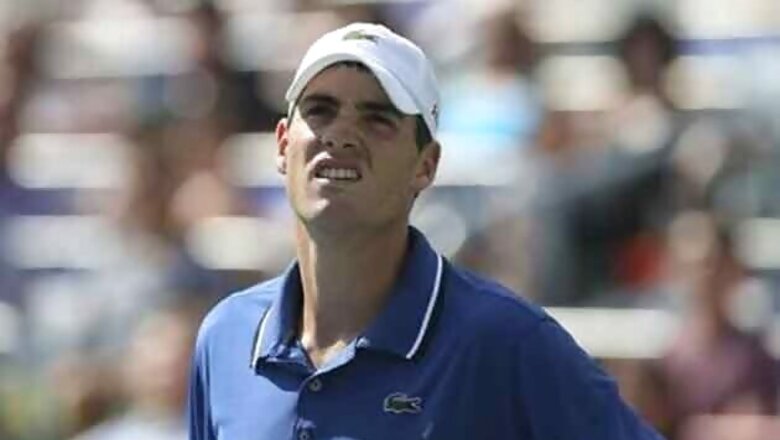 Home favourite Pospisil upsets Isner in Montreal