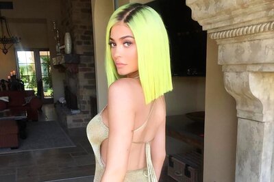 Kylie Jenner Debuts with Baby Stormi on 1-Month Birthday, See Pics