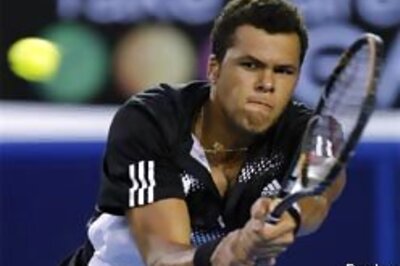 Tsonga knocks Nadal out of Australian Open