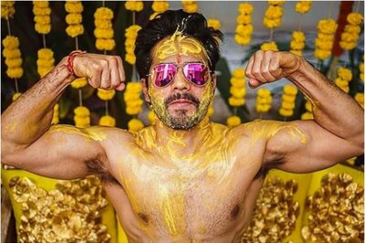 When Varun Dhawan Flexed His Muscles at Haldi Ceremony