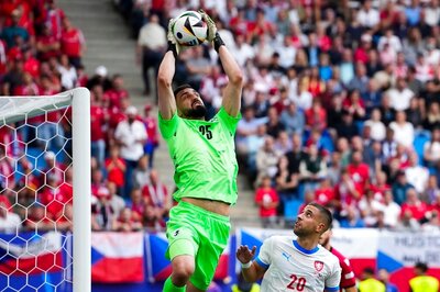Liverpool Sign Goalkeeper Giorgi Mamardashvili From Valencia, Will Join in 2025