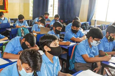Officials Hopeful Rs 400 Crore Sanctioned by Delhi Govt to MCD Schools Will Address Various Issues