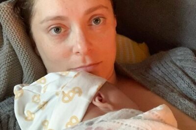 Hollywood Actress Rachel Bloom Gives Birth to Baby Girl