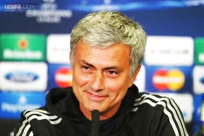 Chelsea manager Jose Mourinho fined after sarcastic praise for referees