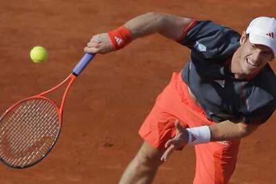 Murray sails into French Open Rd 2 with easy win
