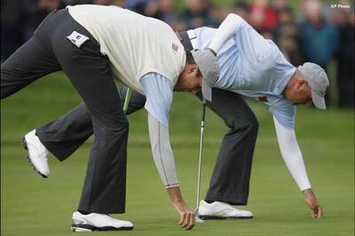 Ryder Cup: US blunt Europe's sharp start