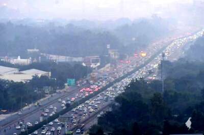 Air Pollution Updates: Air Quality in Delhi Deteriorates Further, Slips to 368; Gurugram Schools to Reopen Today After Being Shut for Nearly 15 Days