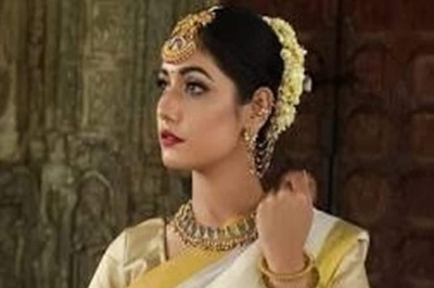 Gold Rate Today Falls In India: Check 24 Carat Price In Your City On February 8