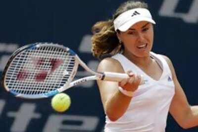 Hingis in 2nd round of Sunfeast Open