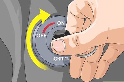 How to Start a Moped