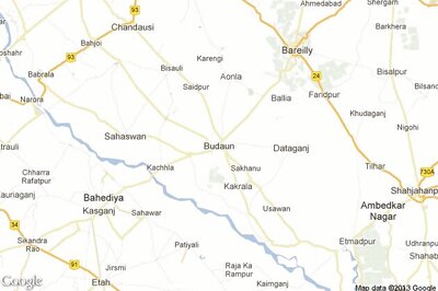 4 persons killed, 12 injured as Roadways bus collides with truck