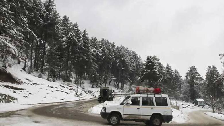 Cold tightens its grip over North India