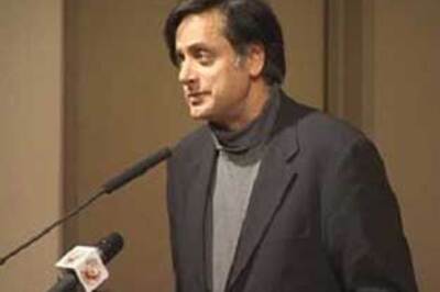 Shahi Tharoor likely to get Cong ticket